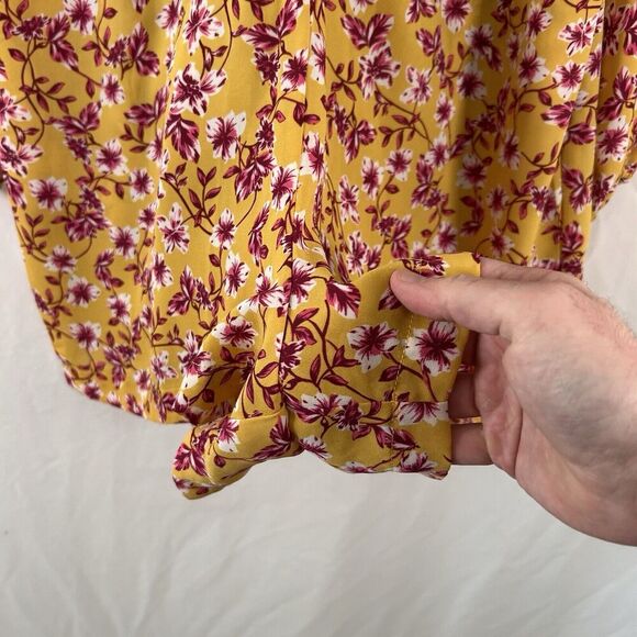 Express Rocky Barnes Romper Women's Small Yellow Purple Floral Vneck Long Sleeve - Picture 6 of 8